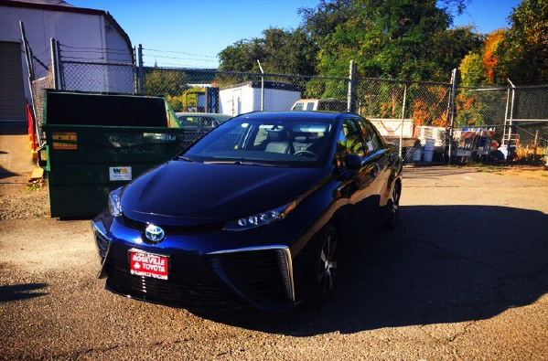 液態(tài)氫動(dòng)力汽車 Toyota Mirai將銷售