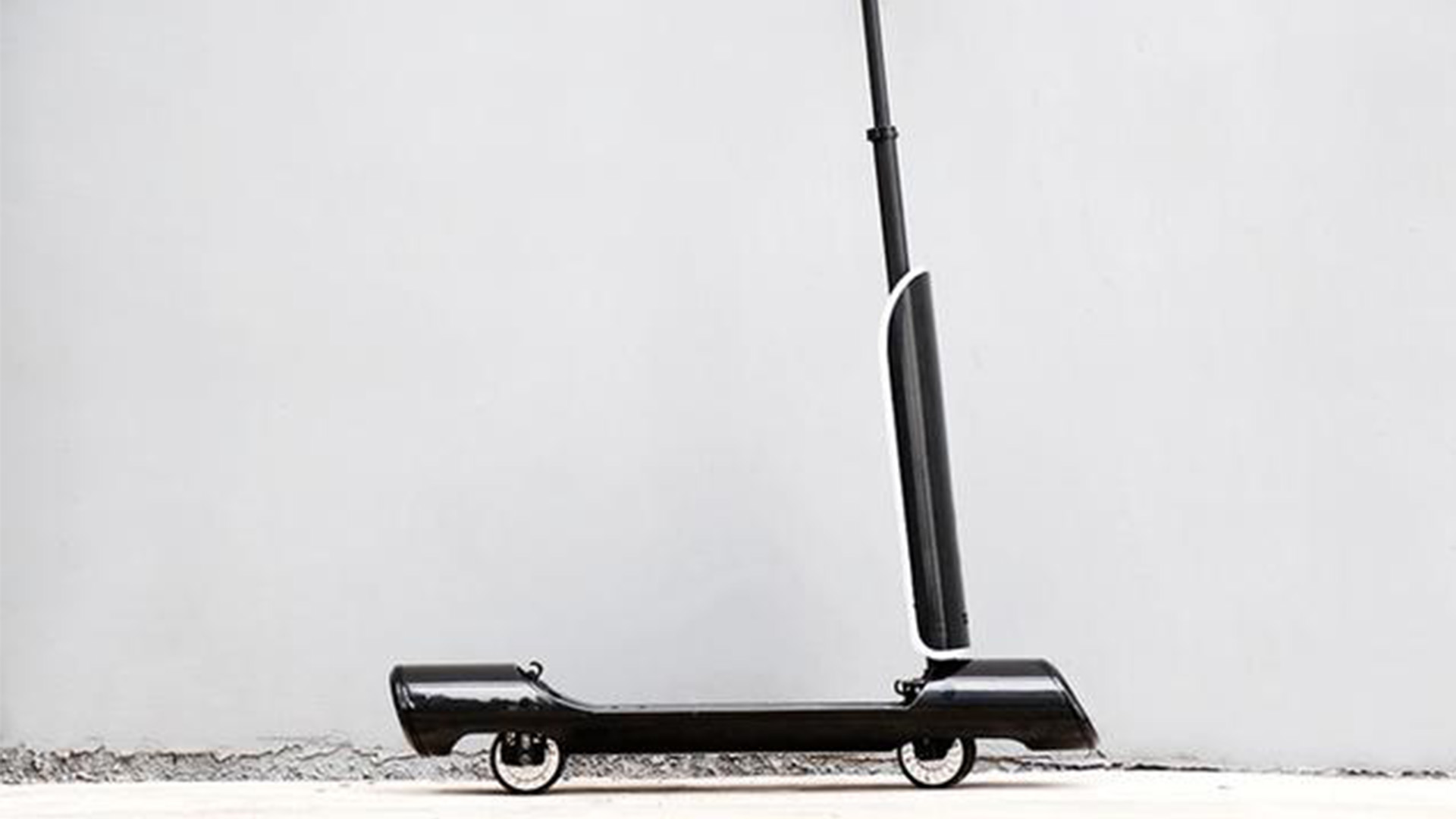 【智能界大百科】厲害了我的車！GoTube超袖珍電動車能塞進背包