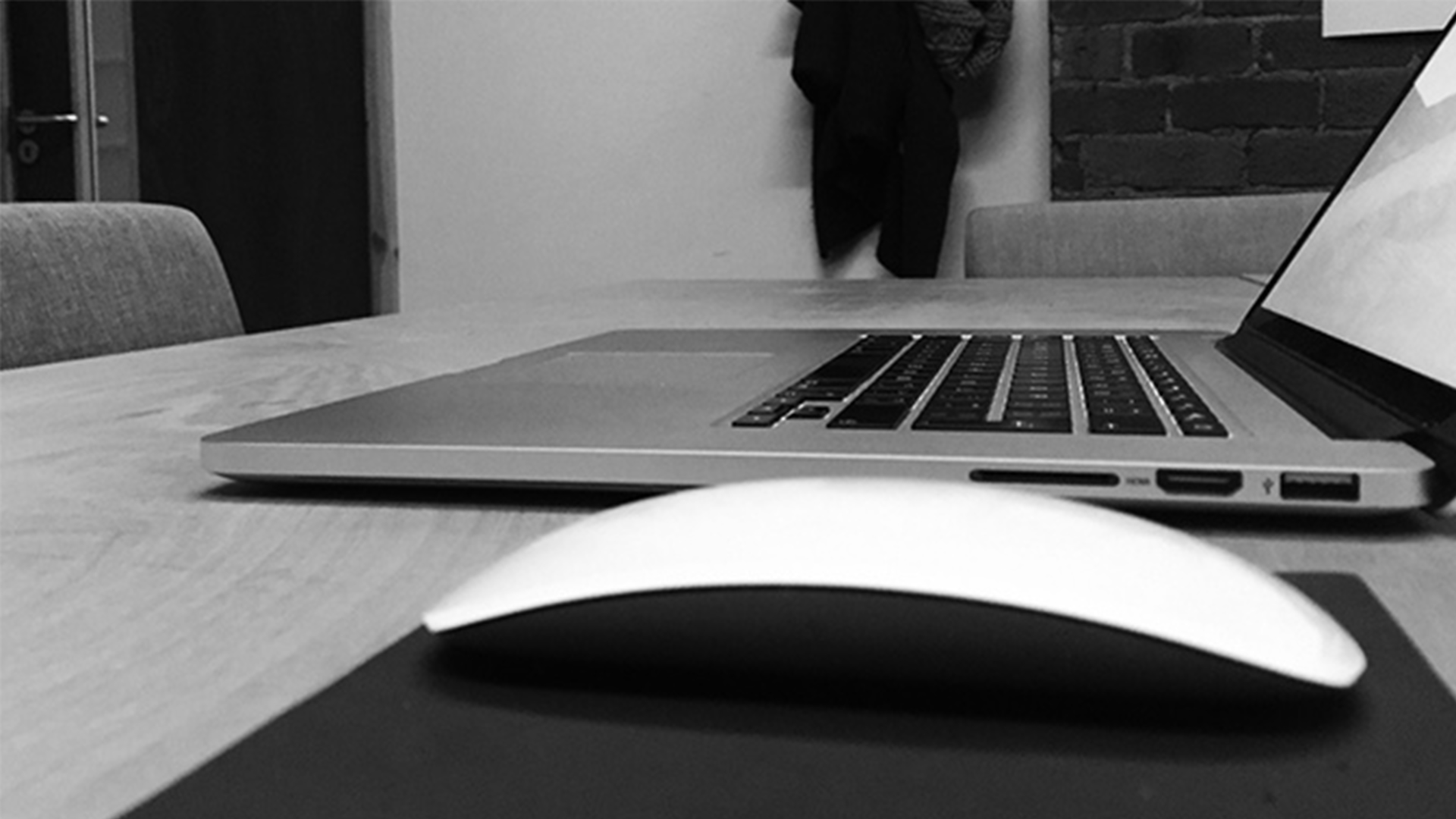 【智能界大百科】MacBook Pro新標(biāo)配？多重功能集一身的Keypad鍵盤墊
