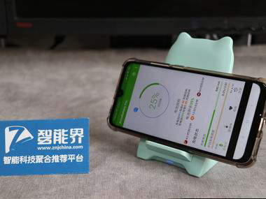 NILLKIN耐爾金小咪無(wú)線充電支架，讓無(wú)線充電更優(yōu)雅