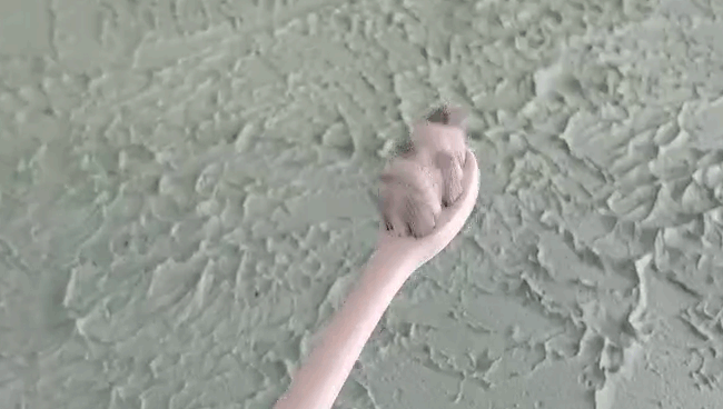 1561433779385156.gif