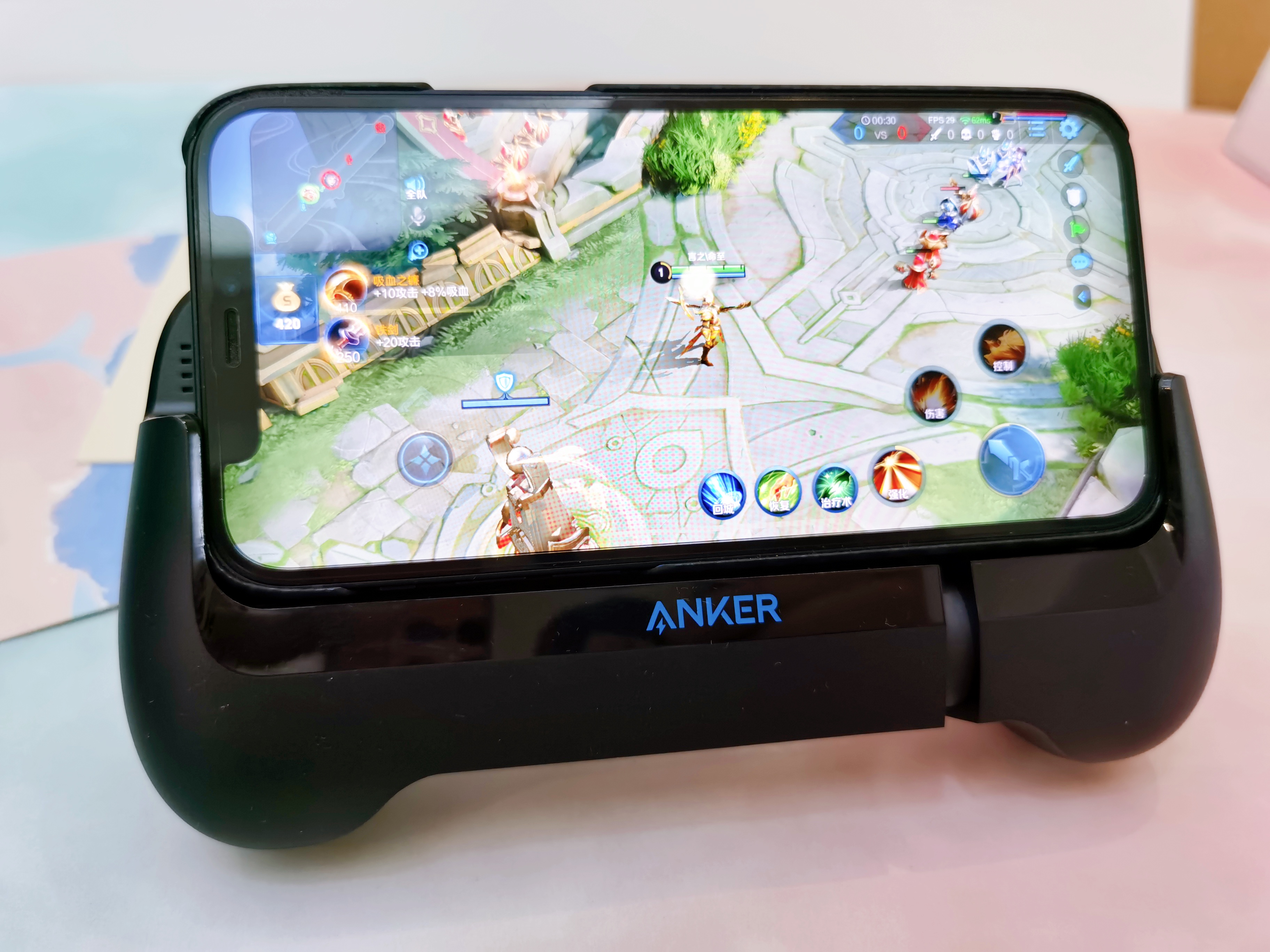 專為手游玩家設(shè)計的移動電源：Anker安克 游戲手柄式移動電源