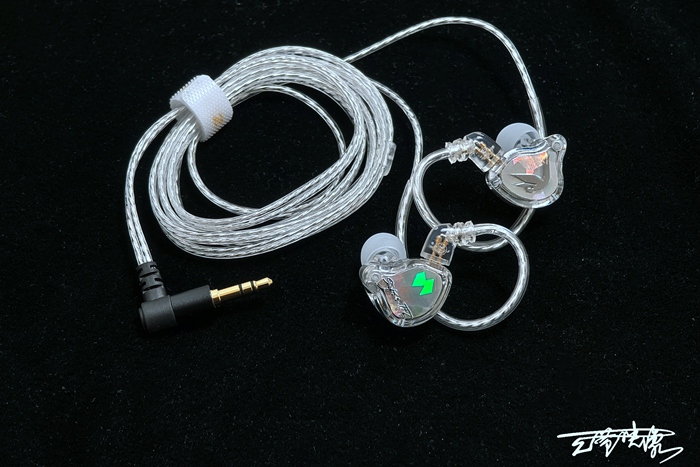 入門HiFi優(yōu)等生！錦瑟香也MY LOVE舞臺監(jiān)聽風格有線耳機